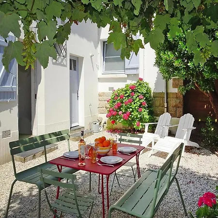 Nyaraló Semi-detached House,